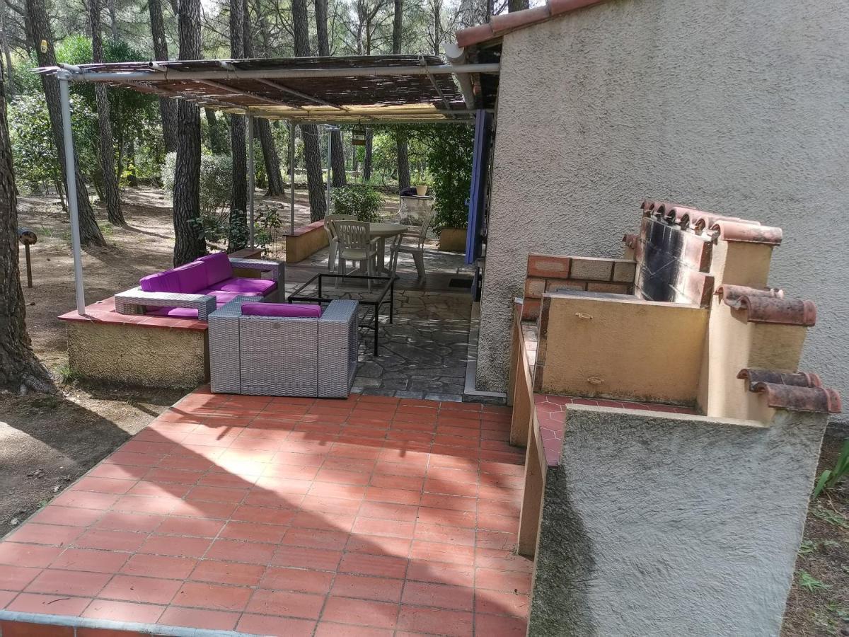 Maisonnette En Pleine Nature Le Beausset Exterior photo